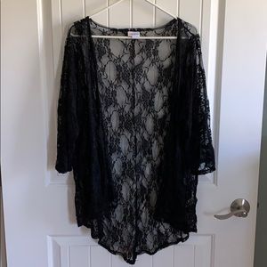 Lularoe Black Lace Lindsay Cadigan size Small EUC